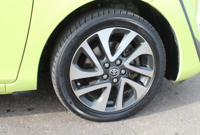 Toyota Sienta II Рестайлинг с пробегом 2019 года, цена 1 540 000 рублей, 85404 км, компактвэн, Автокод Объявления