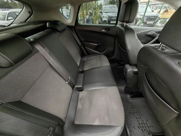 Opel Astra J с пробегом 2011 года, цена 479 000 рублей, 233000 км, хэтчбек, Автокод Объявления