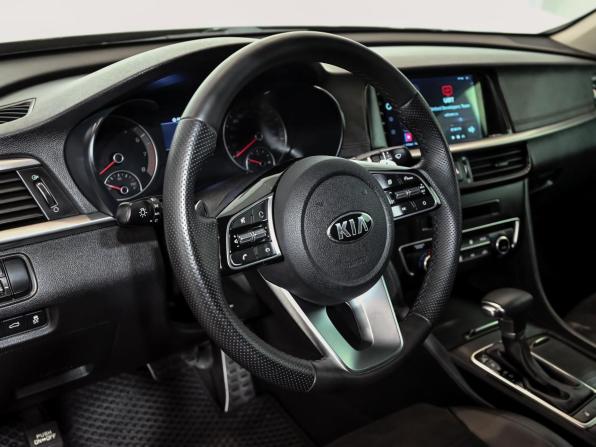 Kia Optima IV Рестайлинг с пробегом 2018 года, цена 2 000 000 рублей, 161001 км, седан, Автокод Объявления