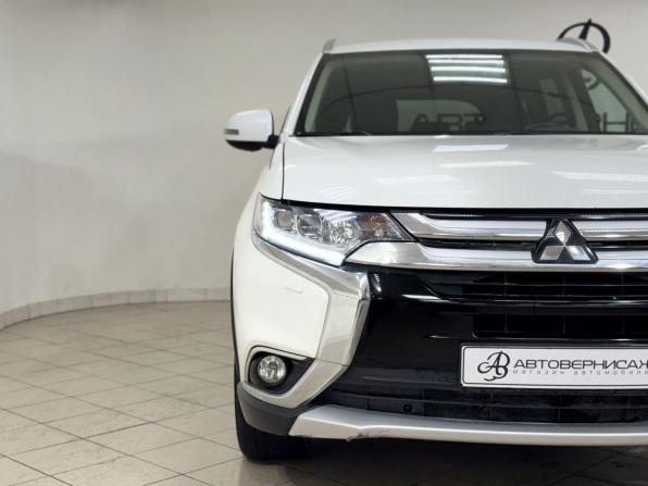 Mitsubishi Outlander III Рестайлинг 2 с пробегом 2016 года, цена 2 050 000 рублей, 65741 км, внедорожник, Автокод Объявления