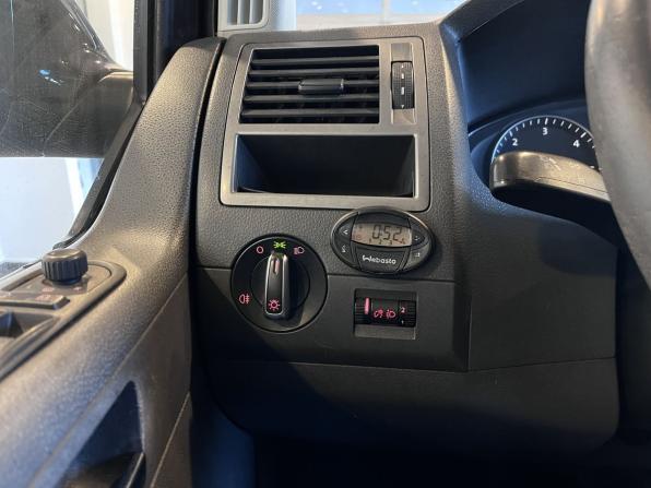 Volkswagen Caravelle T5 Рестайлинг с пробегом 2012 года, цена 2 046 000 рублей, 236745 км, минивэн, Автокод Объявления