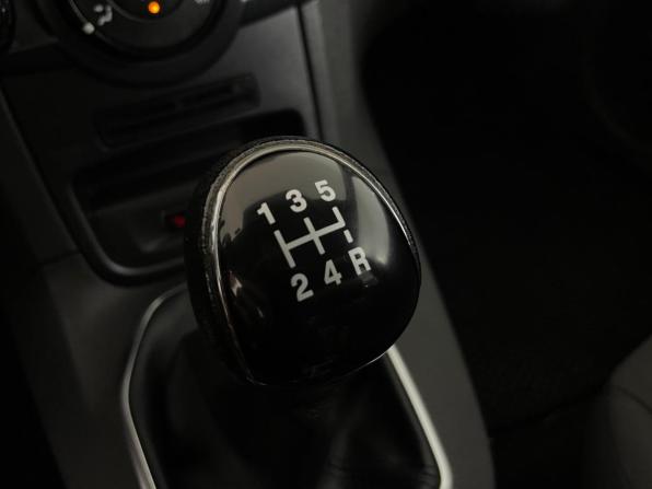 Ford Fiesta Mk6 Рестайлинг с пробегом 2016 года, цена 735 000 рублей, 152200 км, седан, Автокод Объявления