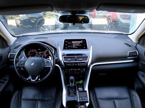 Mitsubishi Eclipse Cross I с пробегом 2018 года, цена 1 978 000 рублей, 129500 км, внедорожник, Автокод Объявления