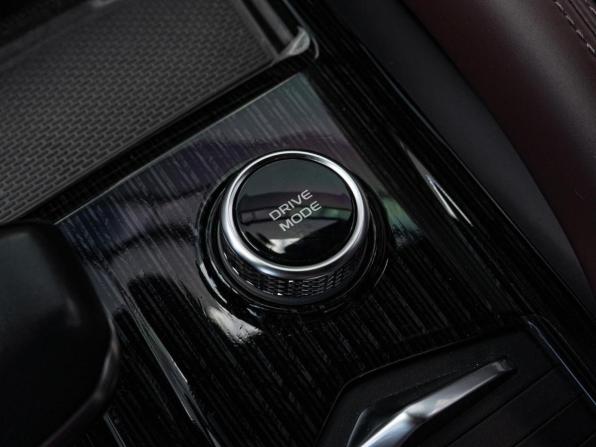 Geely Monjaro I с пробегом 2024 года, цена 3 199 000 рублей, 38922 км, внедорожник, Автокод Объявления