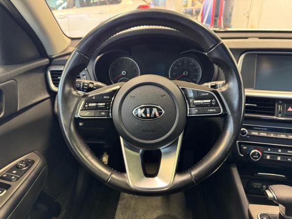 Kia Optima IV Рестайлинг с пробегом 2018 года, цена 1 840 000 рублей, 113500 км, седан, Автокод Объявления