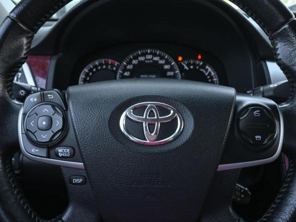 Toyota Camry VII (XV50) с пробегом 2014 года, цена 1 800 000 рублей, 177248 км, седан, Автокод Объявления
