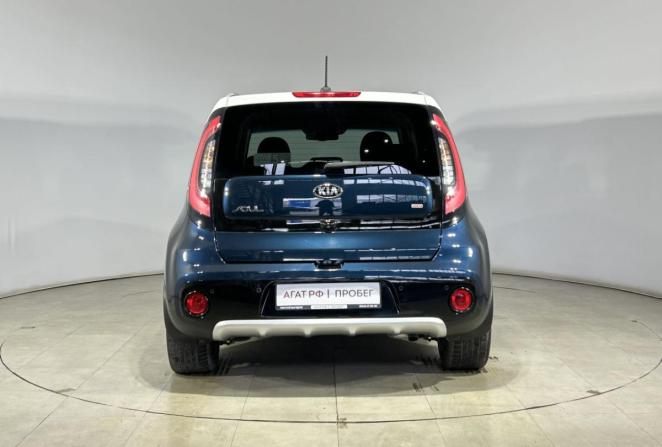 Kia Soul II Рестайлинг с пробегом 2017 года, цена 1 650 000 рублей, 43640 км, хэтчбек, Автокод Объявления