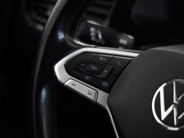 Volkswagen Polo VI с пробегом 2021 года, цена 1 549 000 рублей, 107857 км, лифтбек, Автокод Объявления