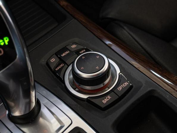 BMW X5 II (E70) Рестайлинг с пробегом 2010 года, цена 1 980 000 рублей, 172675 км, внедорожник, Автокод Объявления