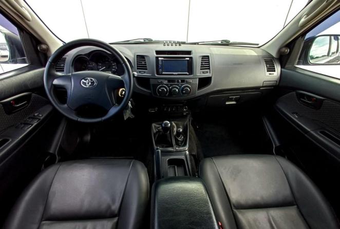 Toyota Hilux VII Рестайлинг с пробегом 2014 года, цена 3 200 000 рублей, 157355 км, offers.body_type.unknown, Автокод Объявления