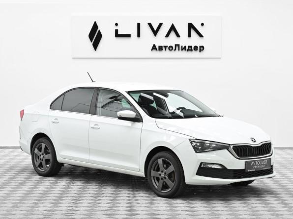 Skoda Rapid II с пробегом 2021 года, цена 759 000 рублей, 52649 км, лифтбек, Автокод Объявления