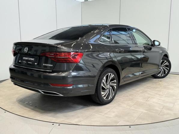 Volkswagen Sagitar III с пробегом 2020 года, цена 2 420 000 рублей, 48260 км, седан, Автокод Объявления