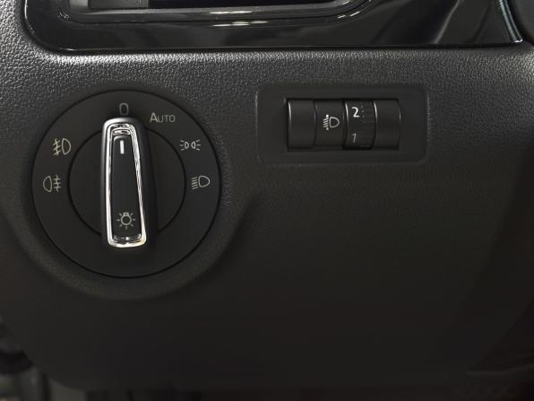 Skoda Rapid I Рестайлинг с пробегом 2018 года, цена 1 358 999 рублей, 88328 км, лифтбек, Автокод Объявления