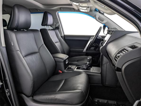 Toyota Land Cruiser Prado 150 Series Рестайлинг 3 с пробегом 2022 года, цена 7 950 000 рублей, 46151 км, внедорожник, Автокод Объявления