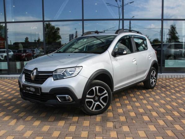 Renault Sandero II Рестайлинг с пробегом 2018 года, цена 1 159 000 рублей, 73000 км, хэтчбек, Автокод Объявления