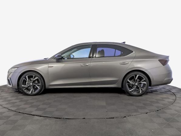 Skoda Octavia IV (A8) с пробегом 2023 года, цена 2 855 000 рублей, 59026 км, лифтбек, Автокод Объявления