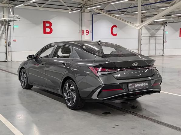 Hyundai Elantra VII (CN7) Рестайлинг с пробегом 2025 года, цена 2 260 000 рублей, 43794 км, седан, Автокод Объявления