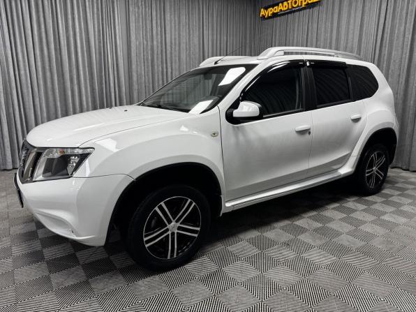Nissan Terrano III (D10) с пробегом 2015 года, цена 977 000 рублей, 126052 км, внедорожник, Автокод Объявления
