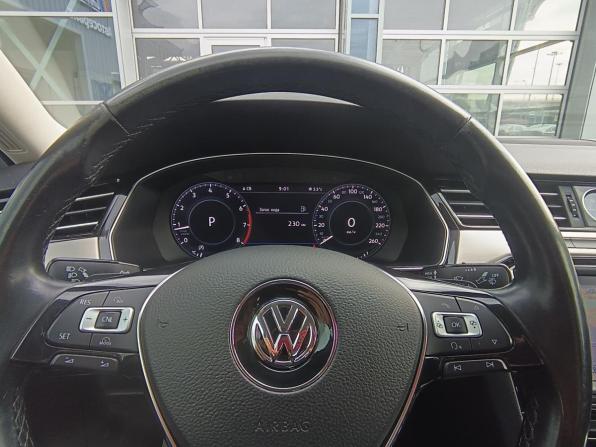 Volkswagen Passat B8 с пробегом 2016 года, цена 2 095 000 рублей, 153000 км, седан, Автокод Объявления