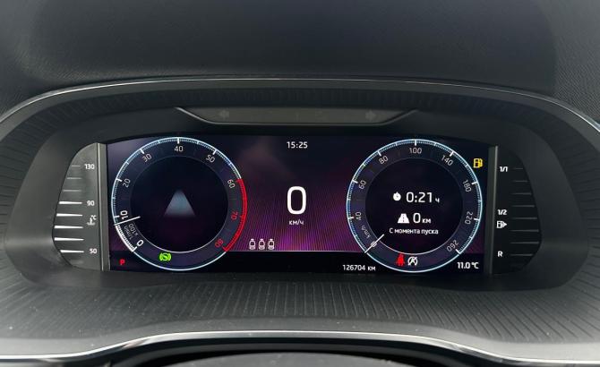 Skoda Octavia IV (A8) с пробегом 2021 года, цена 2 160 000 рублей, 126689 км, лифтбек, Автокод Объявления