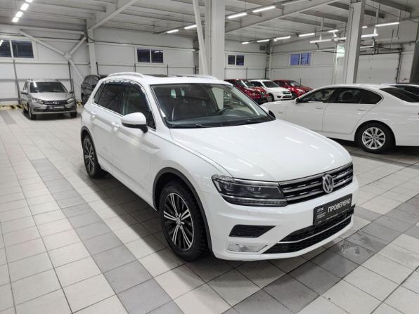 Volkswagen Tiguan II с пробегом 2017 года, цена 2 655 000 рублей, 180251 км, внедорожник, Автокод Объявления