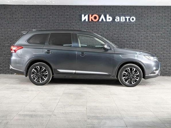 Mitsubishi Outlander III Рестайлинг 3 с пробегом 2021 года, цена 3 045 000 рублей, 80810 км, внедорожник, Автокод Объявления