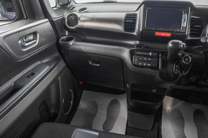 Honda N-BOX Slash I с пробегом 2015 года, цена 1 199 000 рублей, 98500 км, хэтчбек, Автокод Объявления