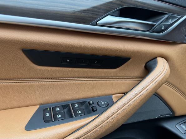 BMW 5 серии VII (G30/G31/G38) с пробегом 2017 года, цена 3 750 000 рублей, 99150 км, седан, Автокод Объявления