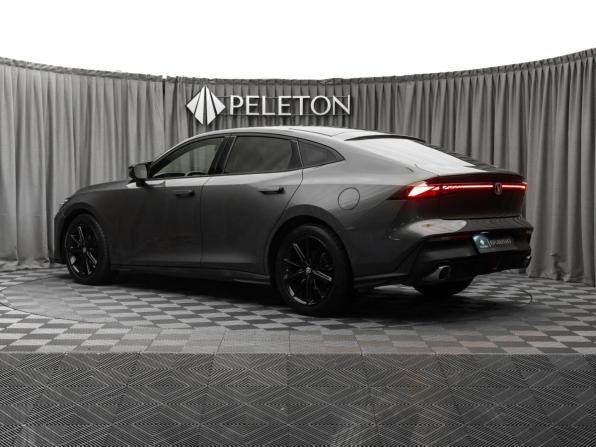 Changan UNI-V I с пробегом 2023 года, цена 2 280 000 рублей, 44764 км, лифтбек, Автокод Объявления