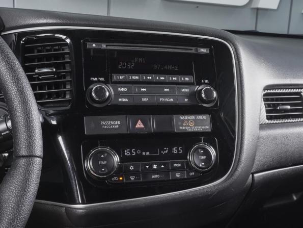 Mitsubishi Outlander III Рестайлинг 2 с пробегом 2018 года, цена 2 199 000 рублей, 89600 км, внедорожник, Автокод Объявления