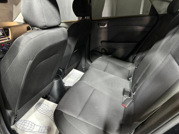 Hyundai Solaris II с пробегом 2018 года, цена 1 300 000 рублей, 112610 км, седан, Автокод Объявления