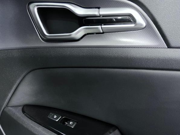 Kia Sportage V с пробегом 2022 года, цена 2 980 000 рублей, 86850 км, внедорожник, Автокод Объявления