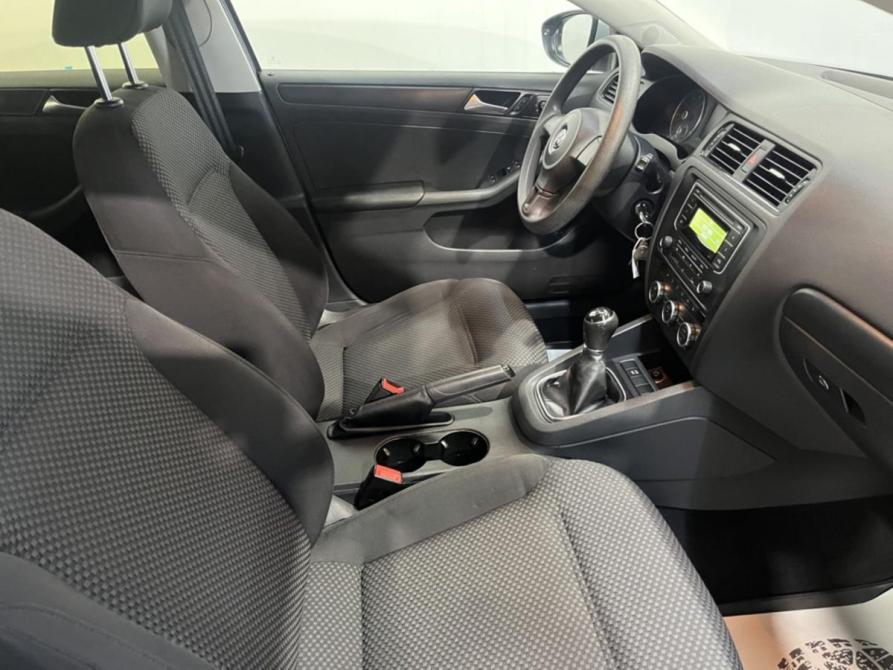 Volkswagen Jetta VI Курск  - изображение 7