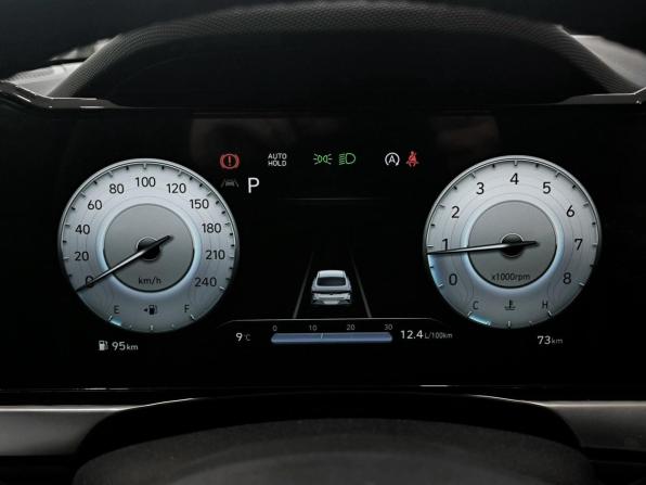 Hyundai Lafesta I Рестайлинг с пробегом 2025 года, цена 2 990 000 рублей, 72 км, седан, Автокод Объявления