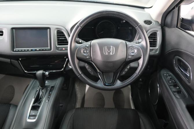 Honda Vezel I Рестайлинг с пробегом 2020 года, цена 2 239 000 рублей, 69000 км, внедорожник, Автокод Объявления