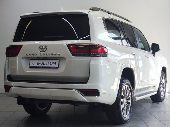 Toyota Land Cruiser 300 Series с пробегом 2022 года, цена 12 900 000 рублей, 11148 км, внедорожник, Автокод Объявления