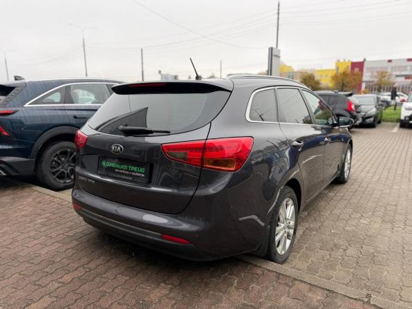 Kia Ceed II с пробегом 2014 года, цена 1 391 000 рублей, 90108 км, универсал, Автокод Объявления