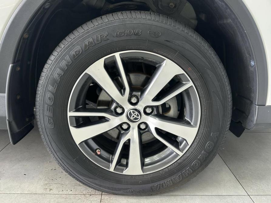 Toyota RAV4 IV (XA40) Рестайлинг Красноярск  - изображение 6
