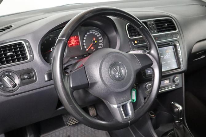 Volkswagen Polo V с пробегом 2013 года, цена 829 000 рублей, 107500 км, седан, Автокод Объявления