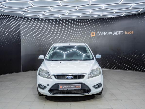 Ford Focus II Рестайлинг с пробегом 2010 года, цена 380 000 рублей, 245125 км, седан, Автокод Объявления