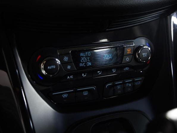 Ford Kuga II с пробегом 2015 года, цена 1 299 000 рублей, 133097 км, внедорожник, Автокод Объявления