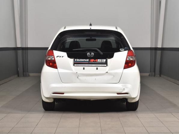 Honda Fit II с пробегом 2012 года, цена 649 995 рублей, 256245 км, хэтчбек, Автокод Объявления