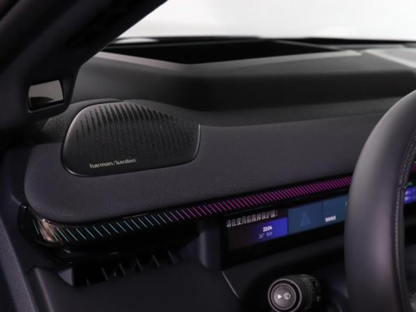 Lynk &amp; Co 900 с пробегом 2025 года, цена 8 199 000 рублей, 3060 км, внедорожник, Автокод Объявления