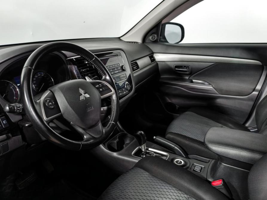 Mitsubishi Outlander III Санкт-Петербург  - изображение 9