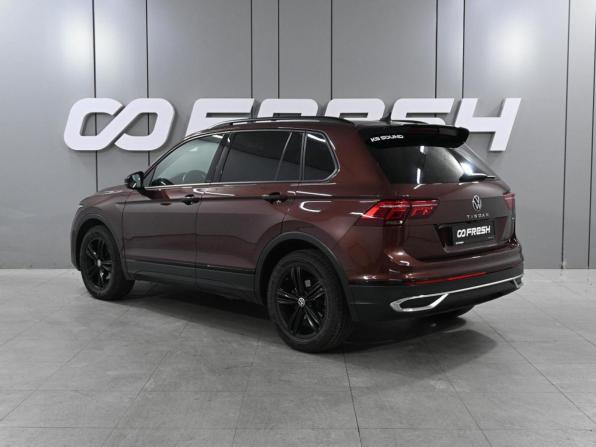 Volkswagen Tiguan II Рестайлинг с пробегом 2021 года, цена 3 049 000 рублей, 118616 км, внедорожник, Автокод Объявления