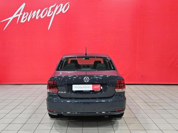 Volkswagen Polo V Рестайлинг с пробегом 2016 года, цена 990 000 рублей, 160243 км, седан, Автокод Объявления