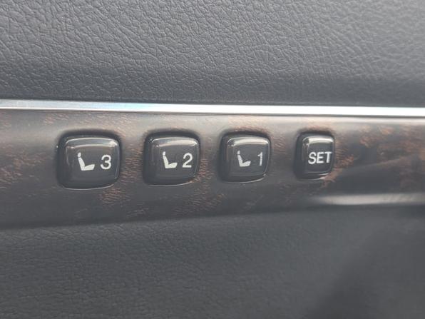 Toyota Land Cruiser 200 Series Рестайлинг 1 с пробегом 2014 года, цена 3 300 000 рублей, 448768 км, внедорожник, Автокод Объявления