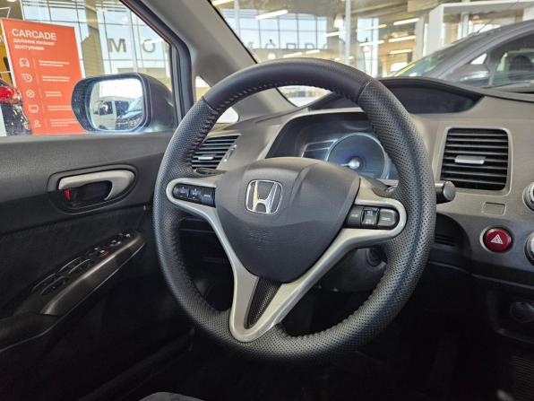Honda Civic VIII Рестайлинг с пробегом 2009 года, цена 645 000 рублей, 228000 км, седан, Автокод Объявления