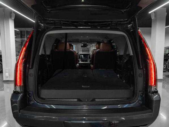 Cadillac Escalade IV с пробегом 2019 года, цена 4 700 000 рублей, 147164 км, внедорожник, Автокод Объявления