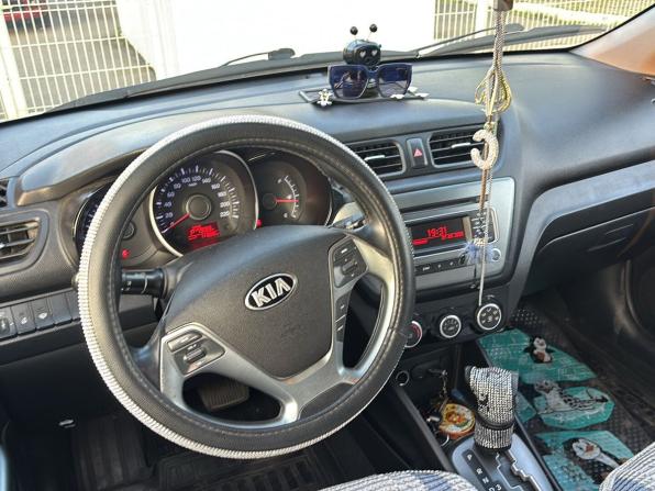 Kia Rio III Рестайлинг с пробегом 2016 года, цена 660 000 рублей, 111283 км, хэтчбек, Автокод Объявления